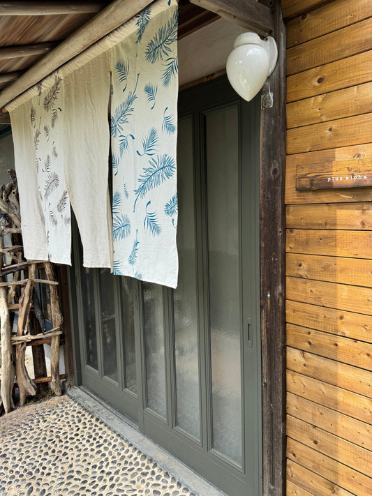 店舗入り口