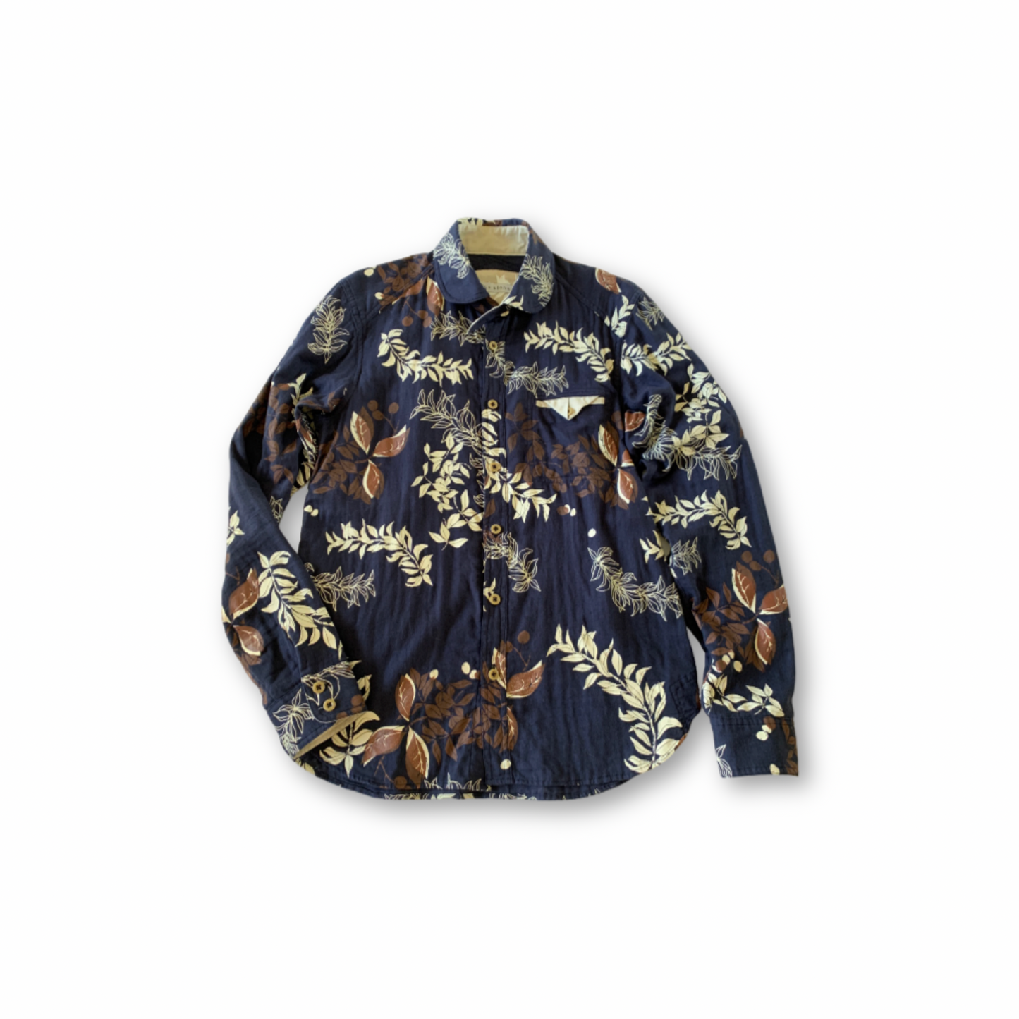 トライアングルフラップシャツ／マイレリーフプリント