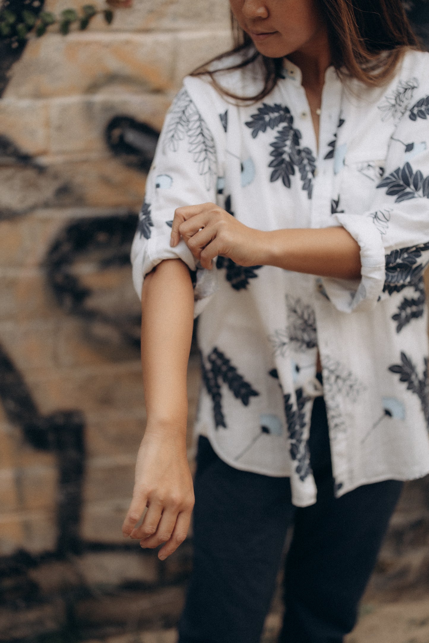 バンドカラーブレスレットスリーブシャツ/モンキーポッドプリントWガーゼ