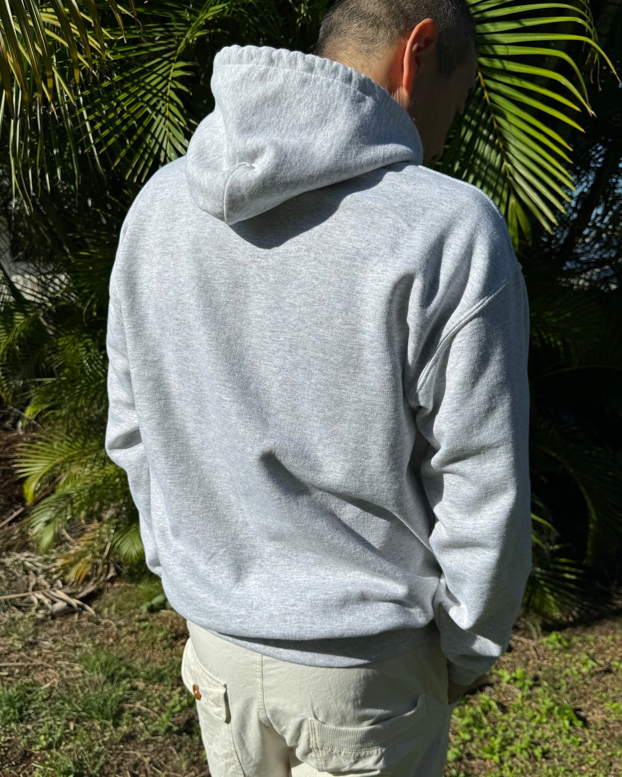 ロゴプリントフーディー