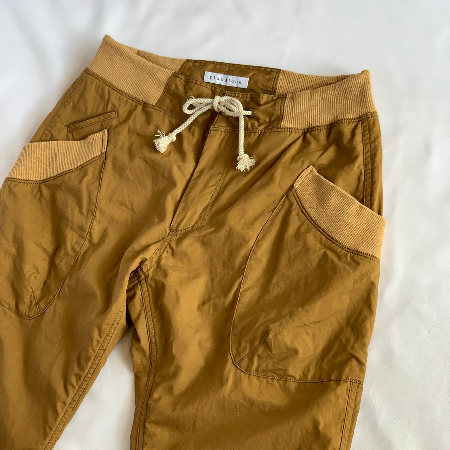 サイドポケット          リブパンツ