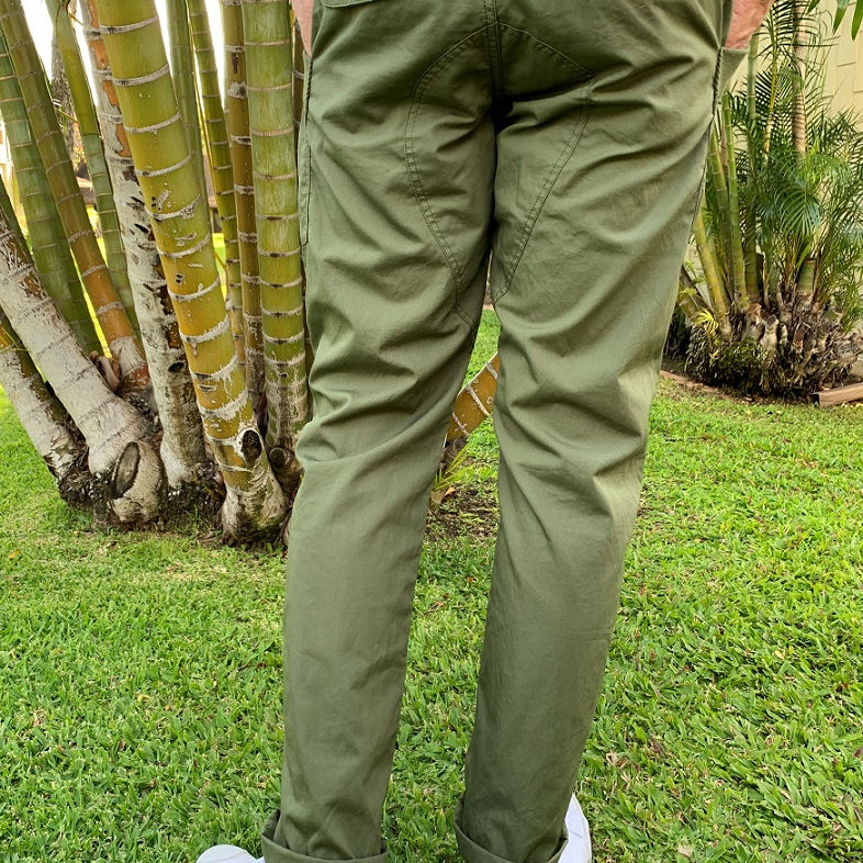 サイドポケット          リブパンツ